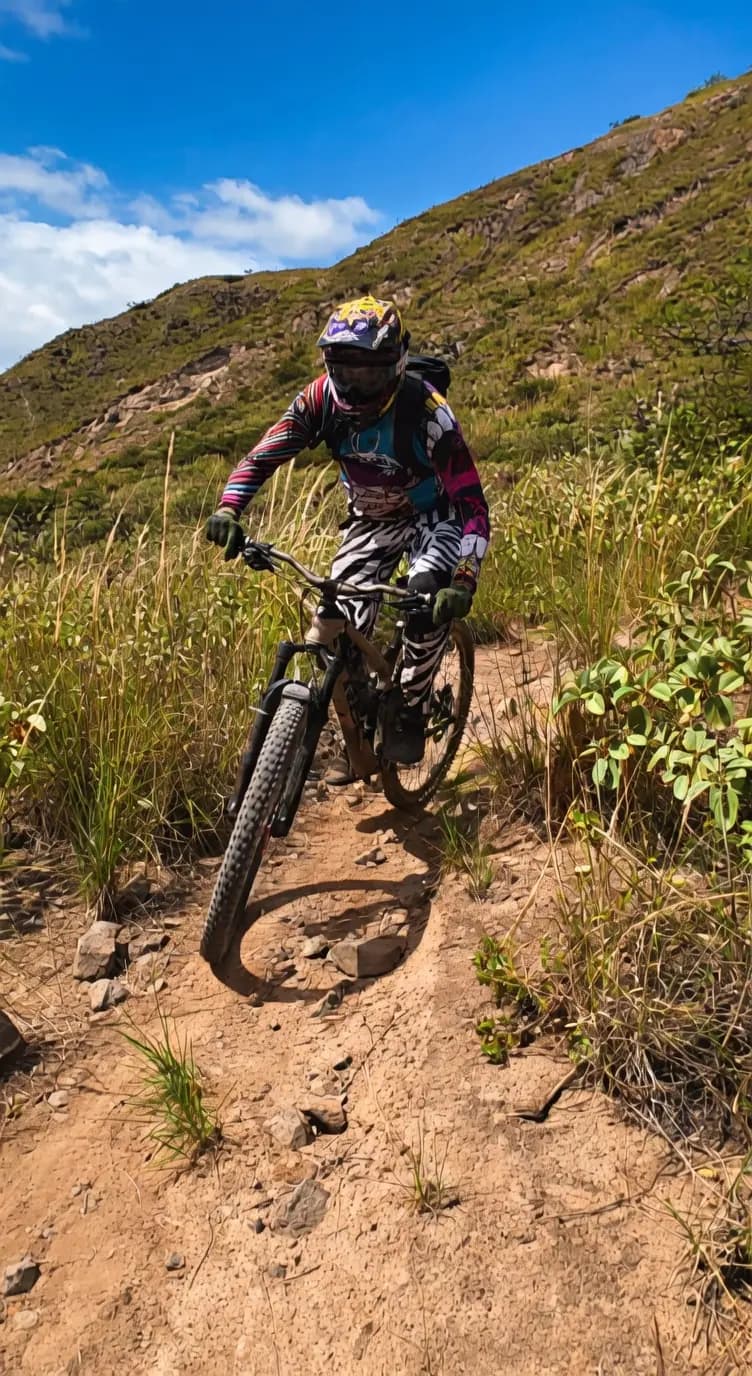 Gravity Lines — Ecuadorian Andes MTB expedition