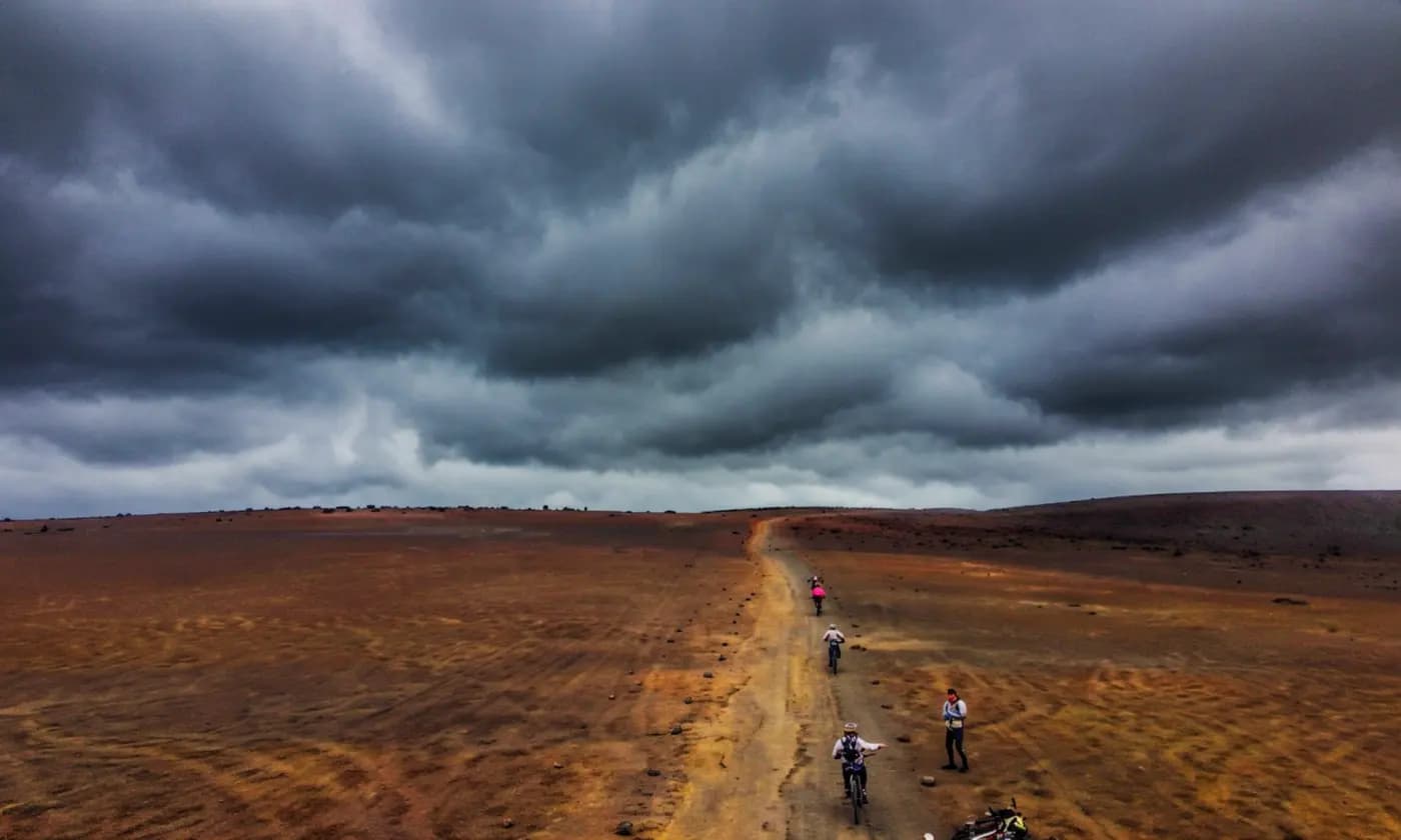 Gravity Lines — Ecuadorian Andes MTB expedition