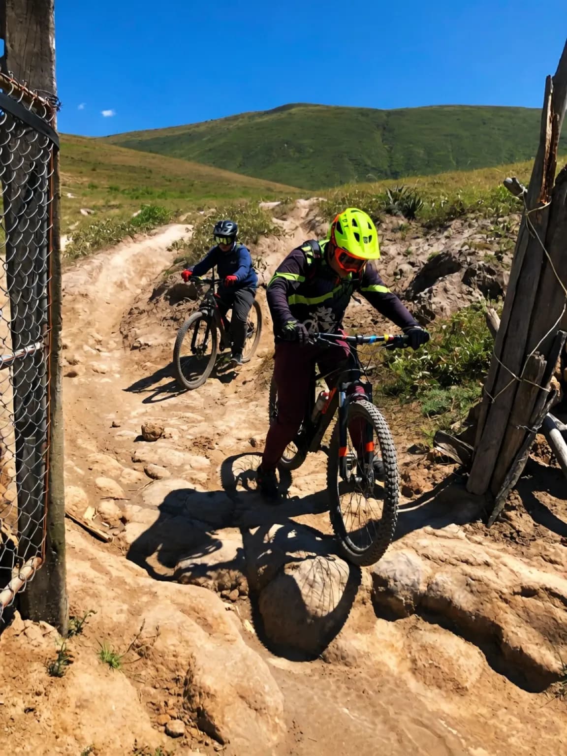 Gravity Lines — Ecuadorian Andes MTB expedition